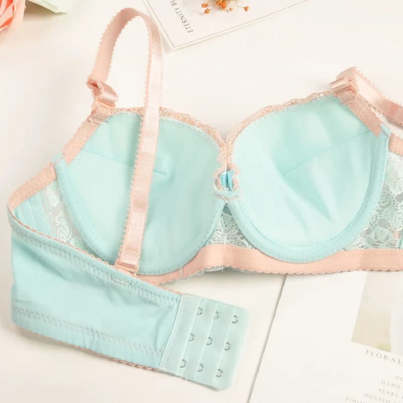Lace Push-Up Bra and Panty Set