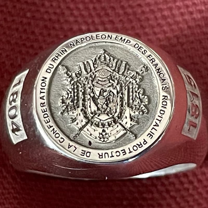 Plus engrave 2 sides / 18k  gold plated / 4