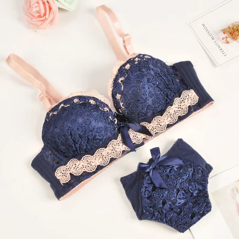 Lace Push-Up Bra and Panty Set