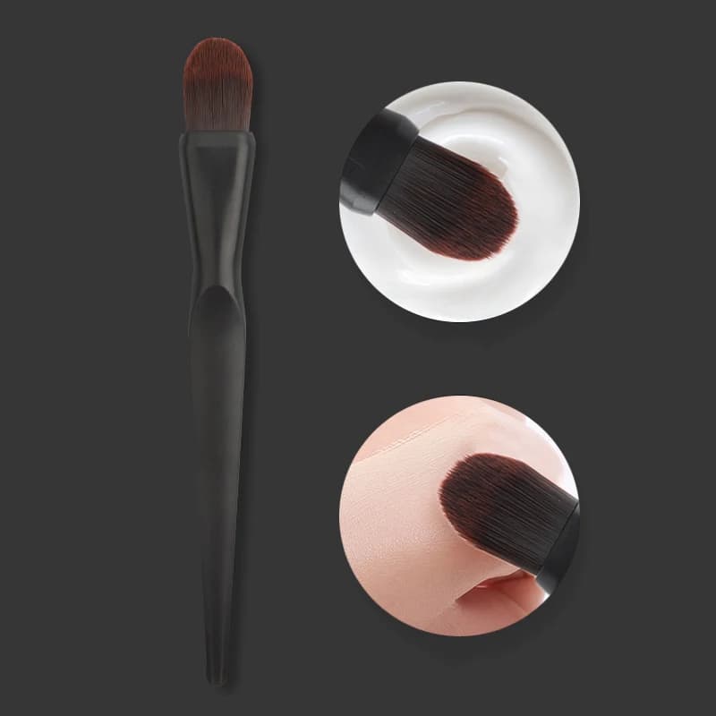 Professional Foundation and Mask Brush