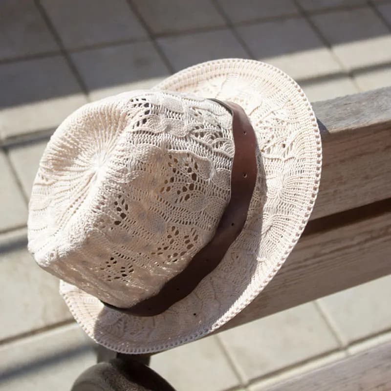 Women's Knitted Fedora Hat with Leather Buckle