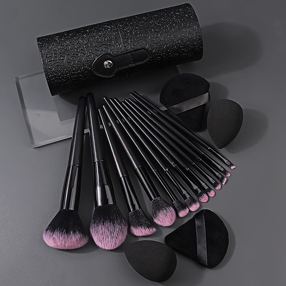 Makeup Brush Set with Storage Bucket