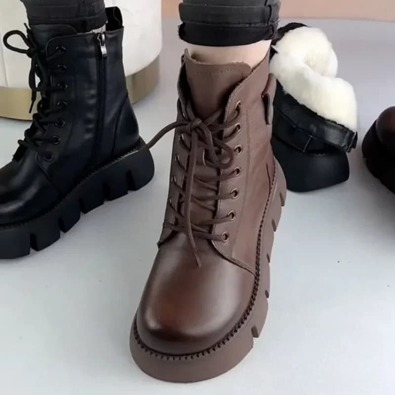 Women's Wool-Lined Winter Platform Boots