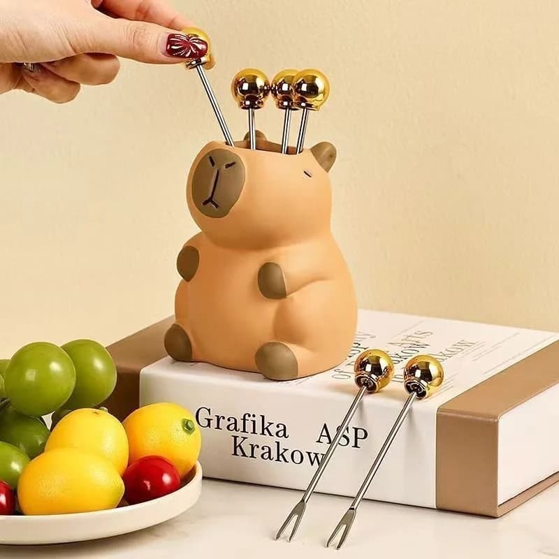 Capybara Desk Pen and Makeup Brush Holder