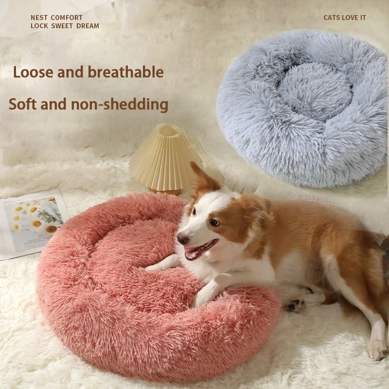 Furry pet bed - round cat bed and dog bed - soft and fluffy pet bed - ideal sleeping companion for kittens and puppies