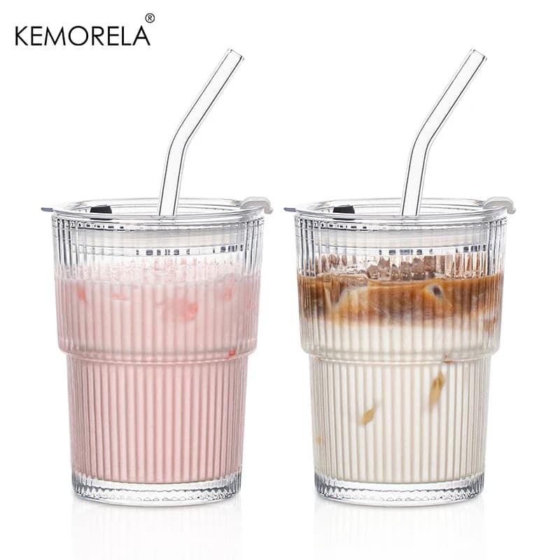 Glass Cups With Lids and Straws