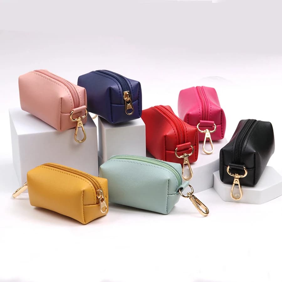 Pet poop bag dispenser dog garbage bag bag PU leather outdoor portable dog walking poop collection box