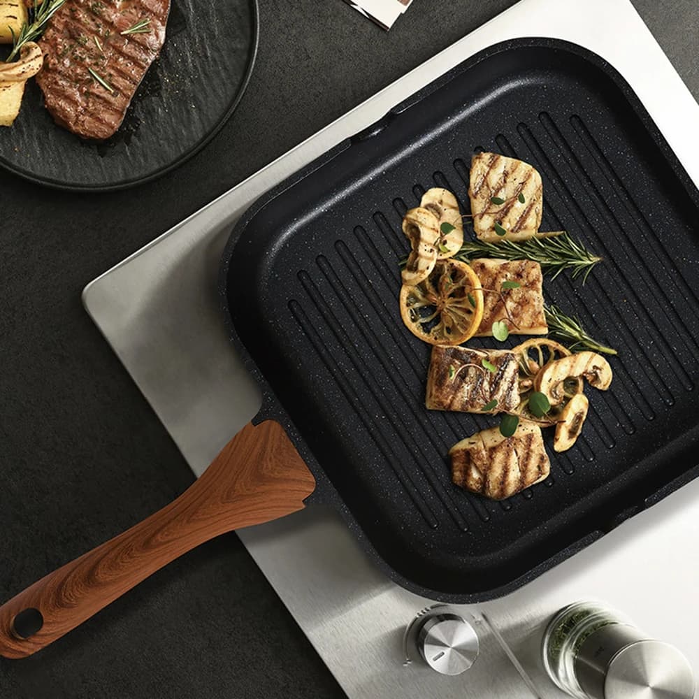 Square Nonstick Grill Pan