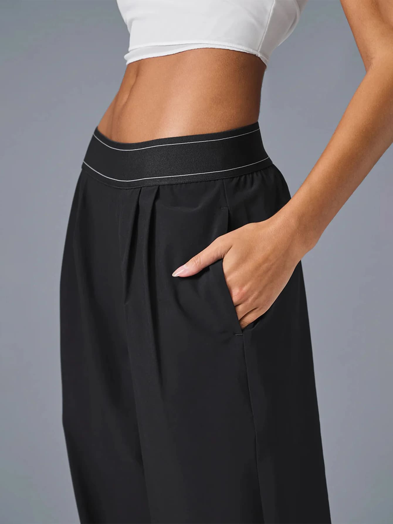 Black Women's Loose-Fit Sporty Straight Pants