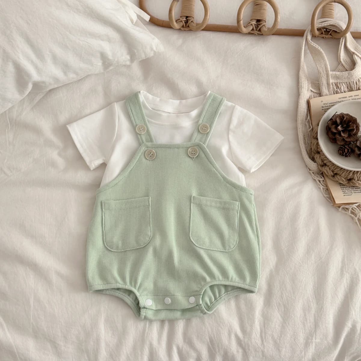 New Baby Clothes  Summer Newborn Boys Girls Rompers Short-Sleeved Harness Infant Clothes Suitable for babies aged 0-18 months