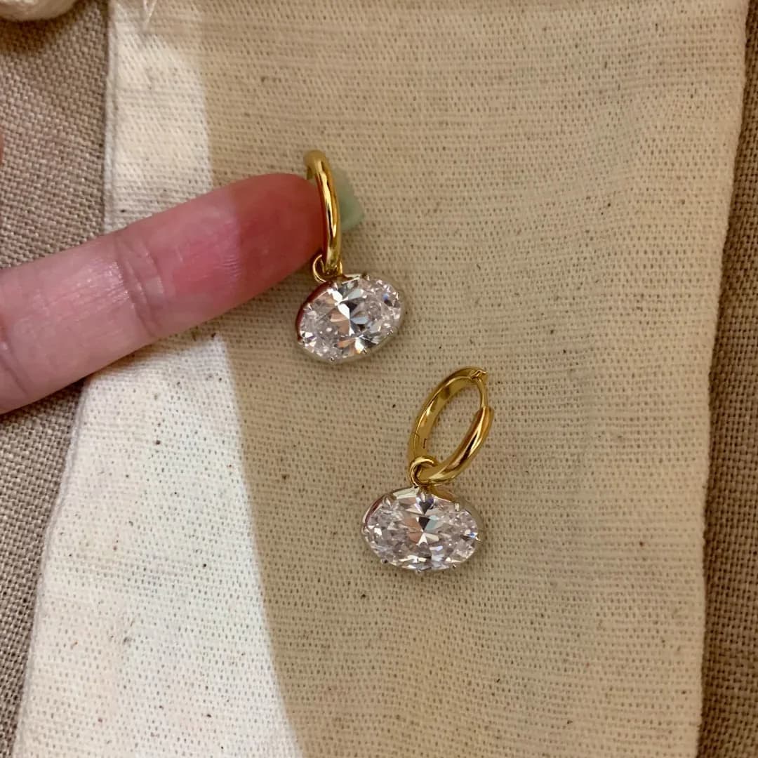 Oval Diamond Drape Pendant Earrings