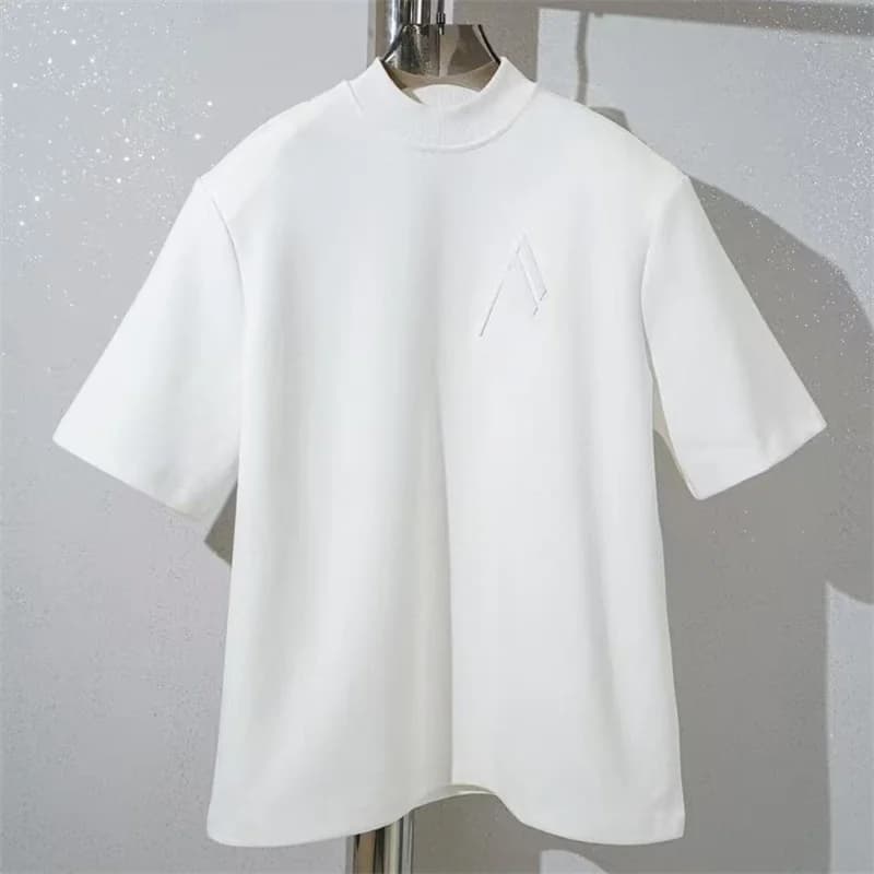 White / M