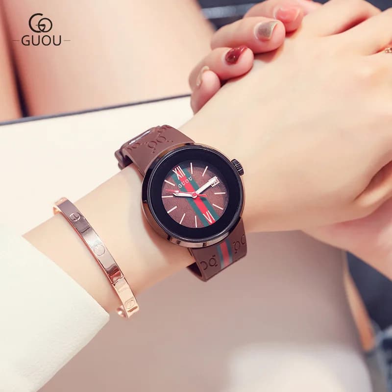 New HighEnd Selection Of Women'S WatchesTrendy AndStylish Quartz Watches With Simple And Elegant Large Dials And Leather Straps.