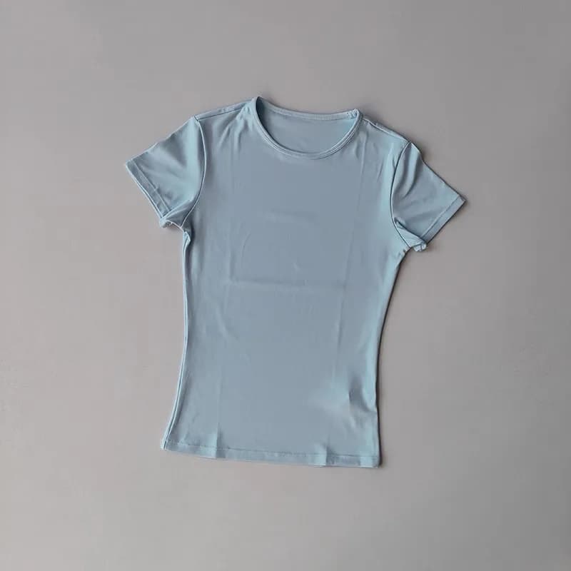 Women's Outdoor Sports Shirt Yoga Wear Fitness T-Shirt Quick Dry Running T-Shirt Workout Top Female Sportswear Exercise Clothing