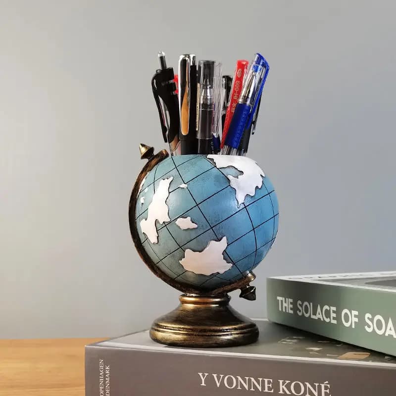 Literary Retro Desktop Pen Holder