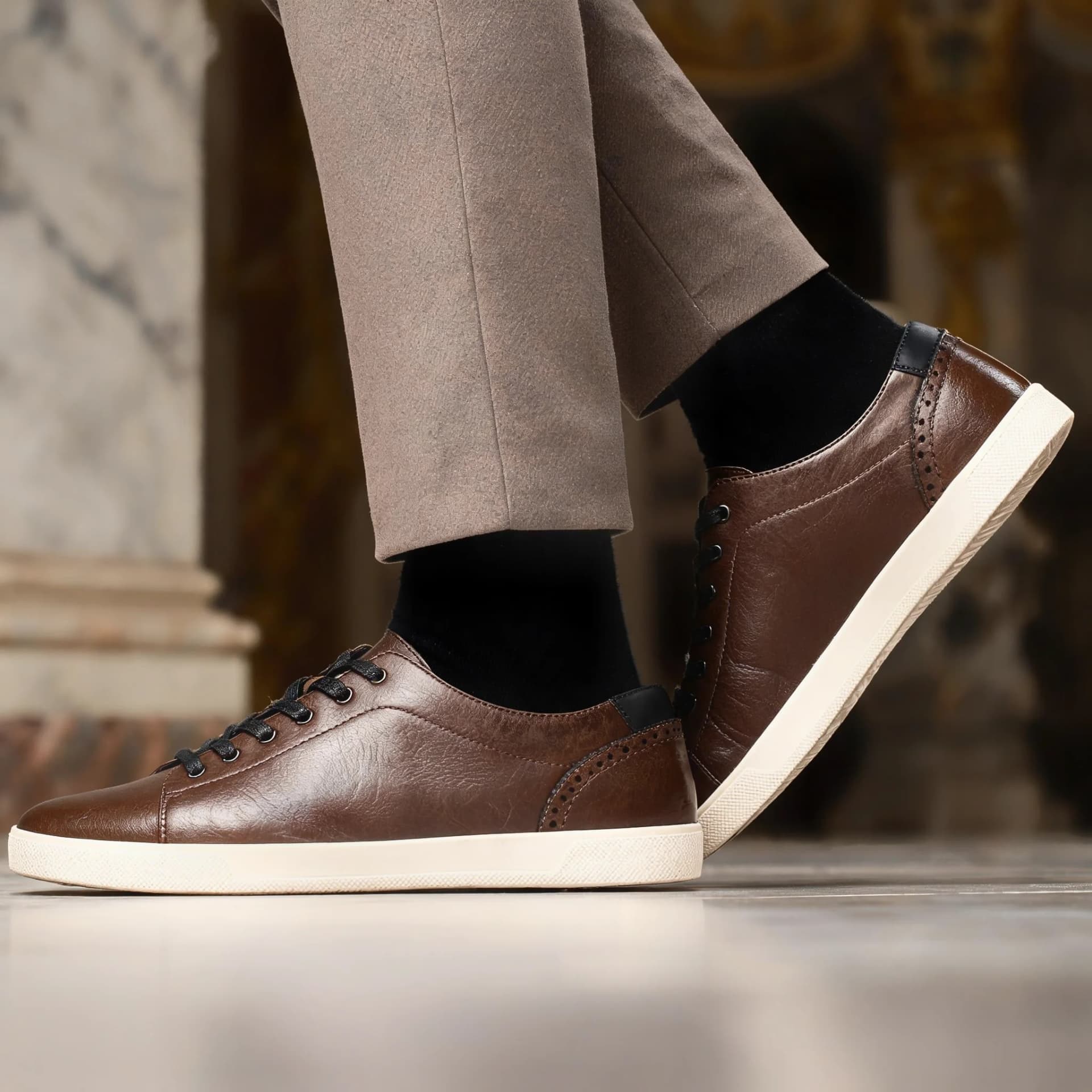Sneakers Men Lightweight Fashion Casual Breathable Sneakers Male