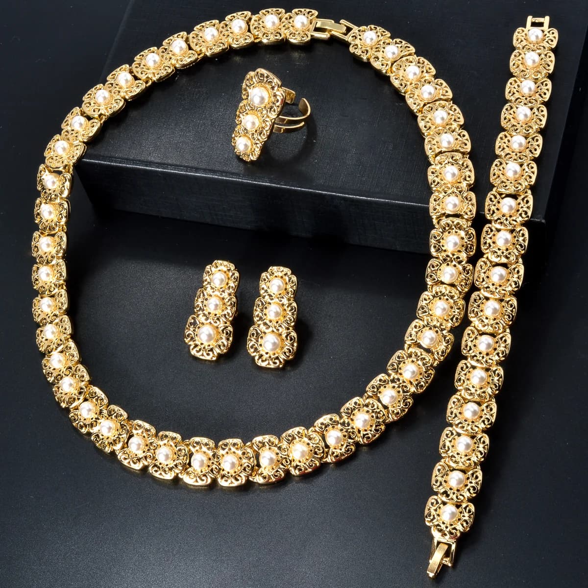 Gold-Plated Bridal Jewelry Set with Zircon