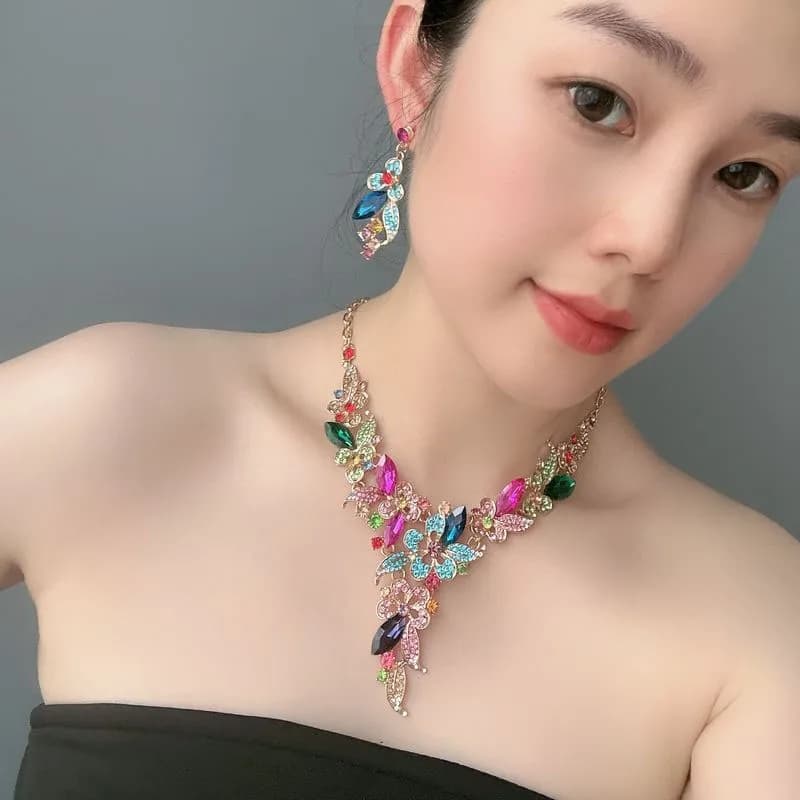 Popular European and American Jewelry Sets, Crystal Necklace, Short Clavicle Chain, Luxurious Fashion Dress, Banquet Evening Dress Accessories for Women