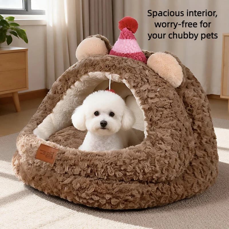 Semi-Enclosed Four-Season Insulated Cat House