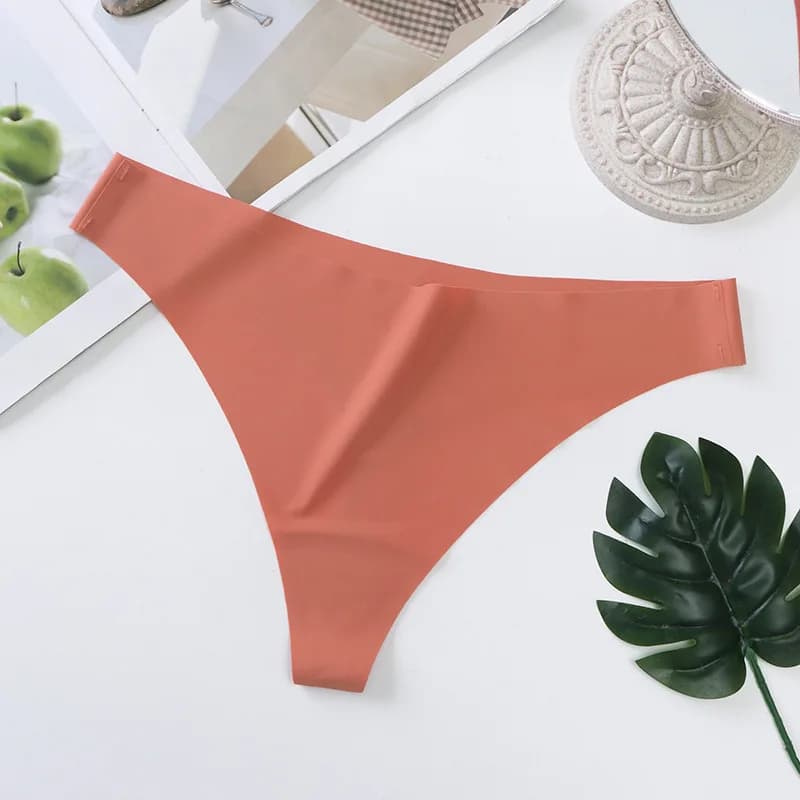 Seamless Ice Silk Thong Underwear