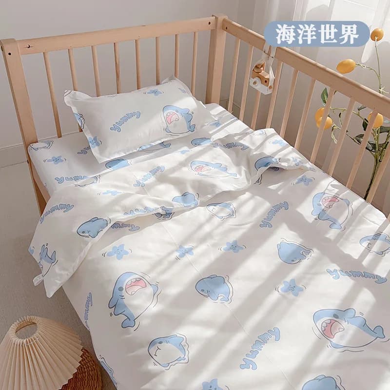 3Pcs Set Newborn Baby Crib Bedding Sets Cotton Soft Cartoon Print Color Bedroom Bed Cot Linen Quilt Cover Case Sheets Pillow