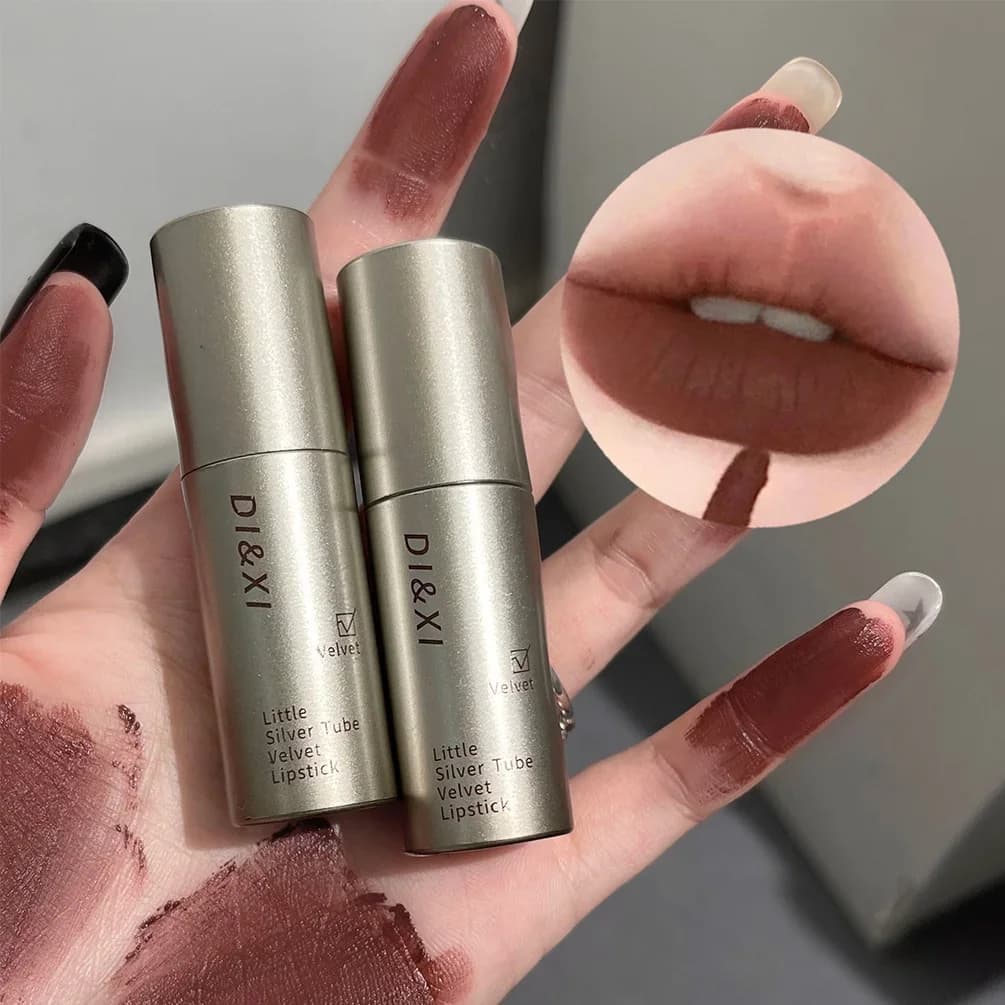 Matte Finish Lip Glaze with Velvet Texture