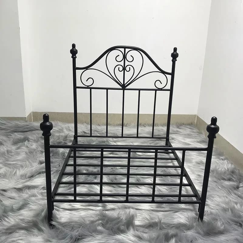 Princess Bed for Small Pets Wrought Iron Pet Bed Removable Washable Breathable Dog and Cat Bed Detachable Bed Frame