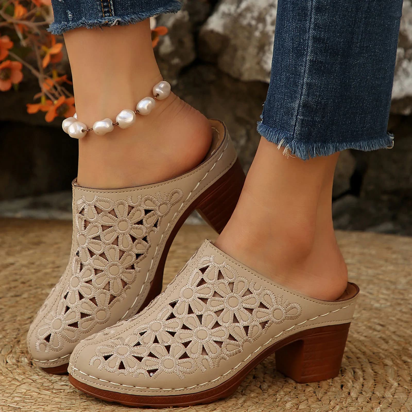 Beige / 43 / CN