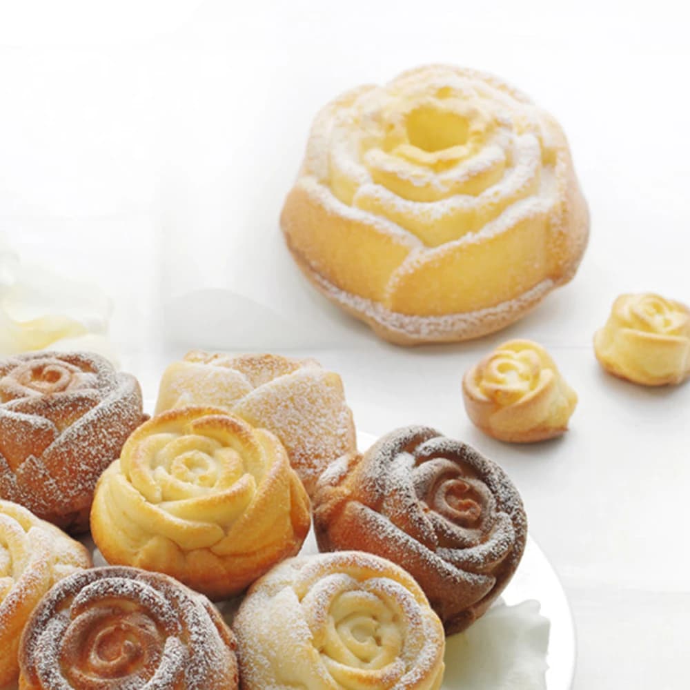 Large Rose-Shaped Cake Baking Pan