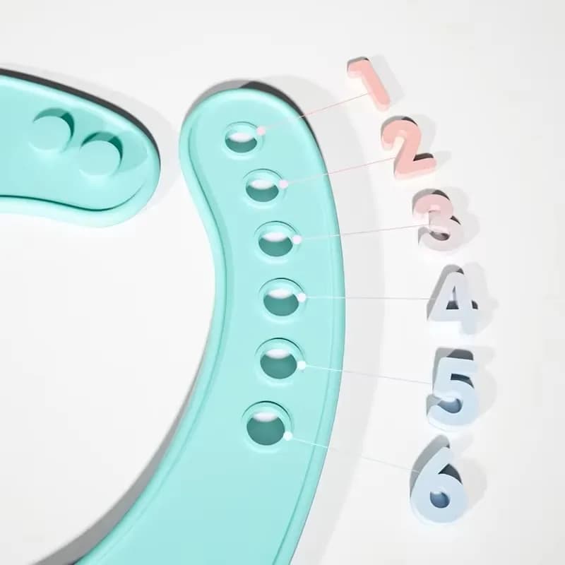 Silicone Waterproof Baby Feeding Bib Adjustable