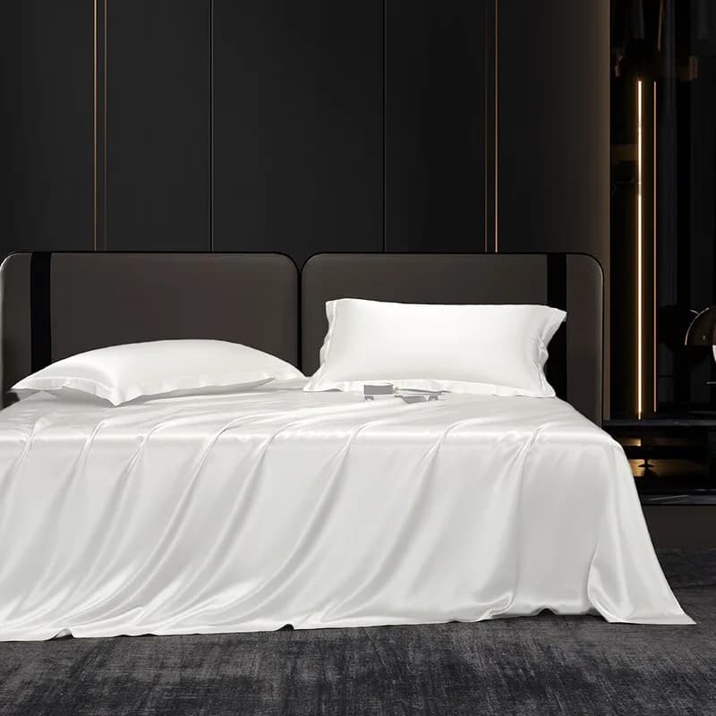 Solid 4pcs Silk Bedding Set with Duvet Cover Fitted/Flat Bed Sheet Pillowcase Bedspreads and Coverlets  Single Double Bedsheet