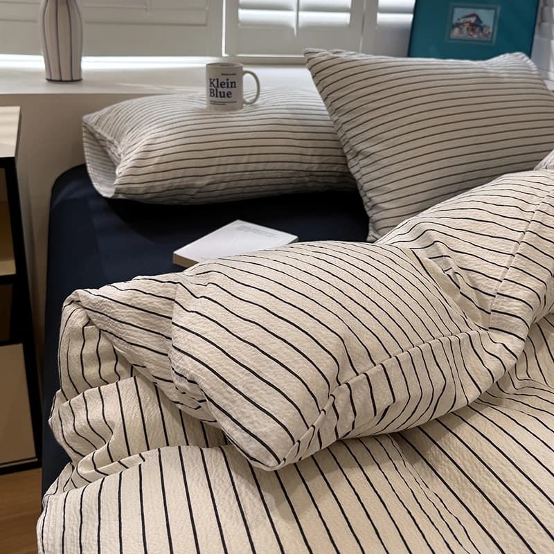 4Pcs Geometric Bedding Set for Four Seasons Soft Stripe Printing Skin-Friendly Bed Sets Single Fitted Sheet Kit with Quilt Cover