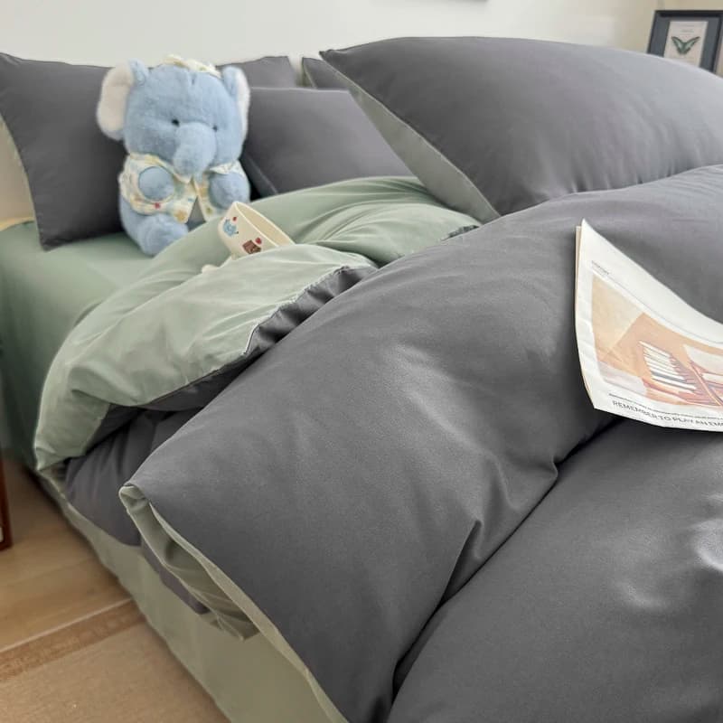 Cotton Bed Linen Set with Duvet Cover and Pillowcases