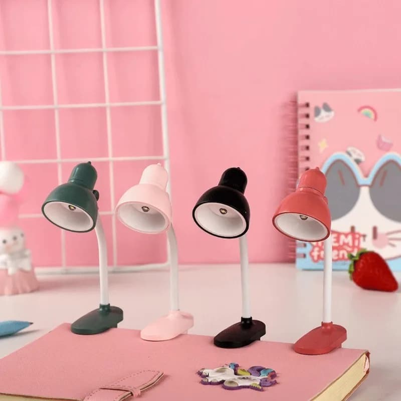 Adjustable Clip Reading Light Battery Powered
