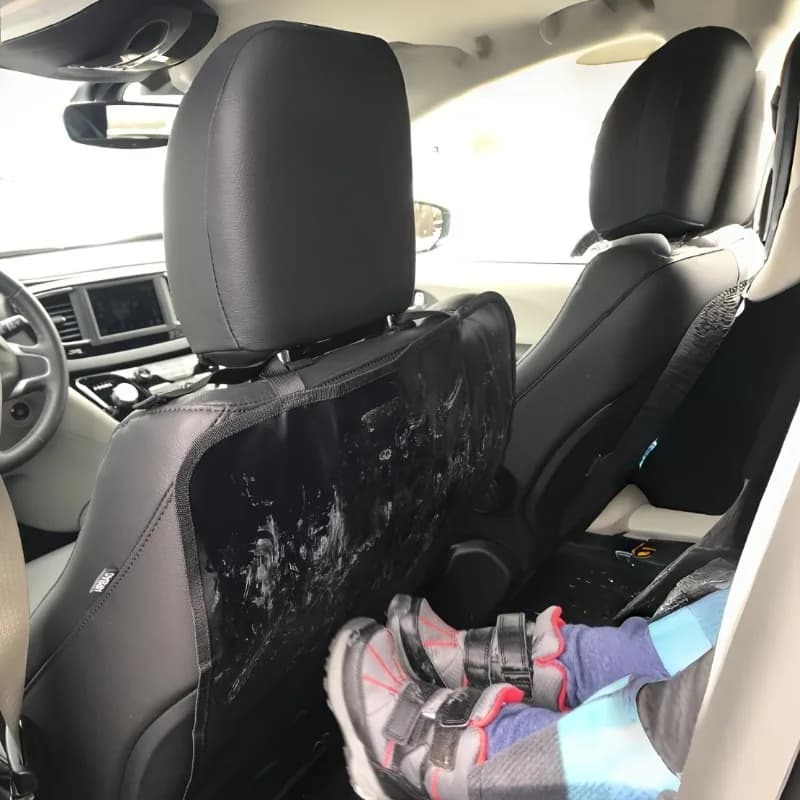Car rear seat cover, protecting the vehicle from dirt and scratches. Suitable for most SUVs and vans. Essential car accessory