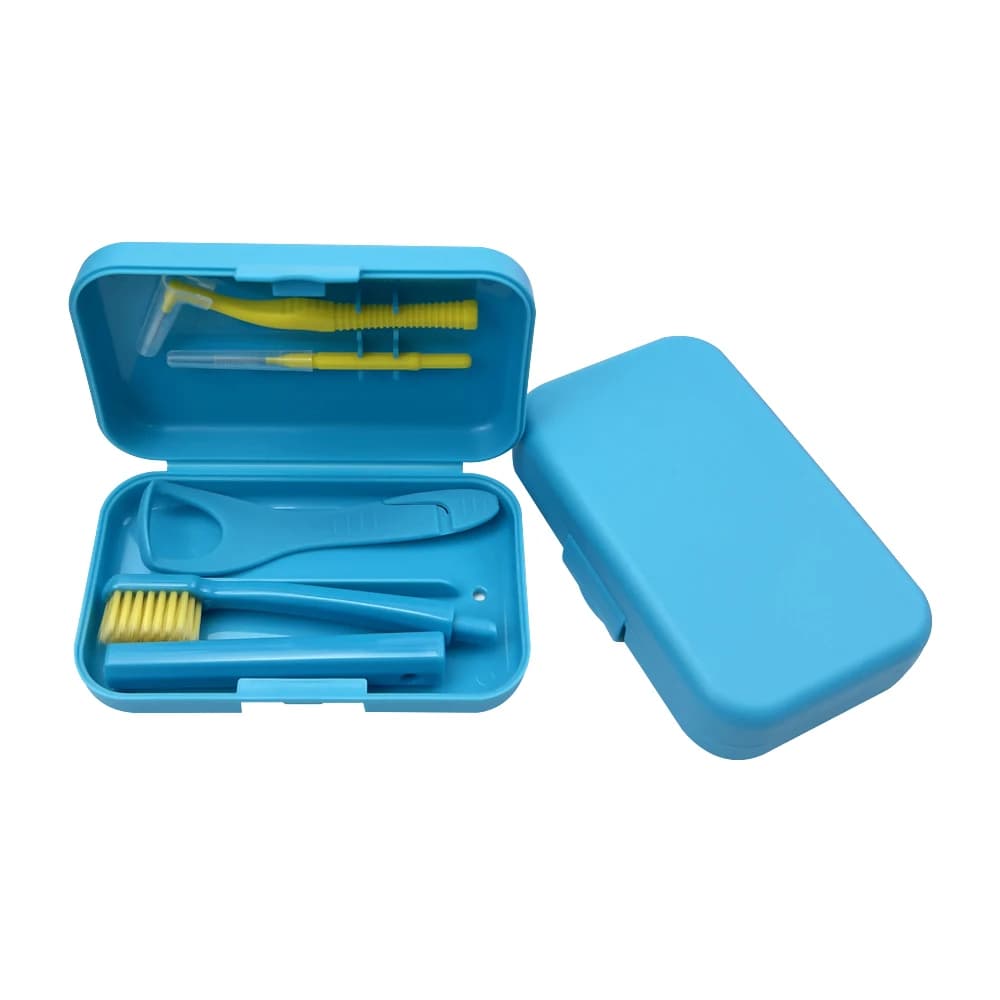 Orthodontic Cleaning Kit With Interdental Brushes
