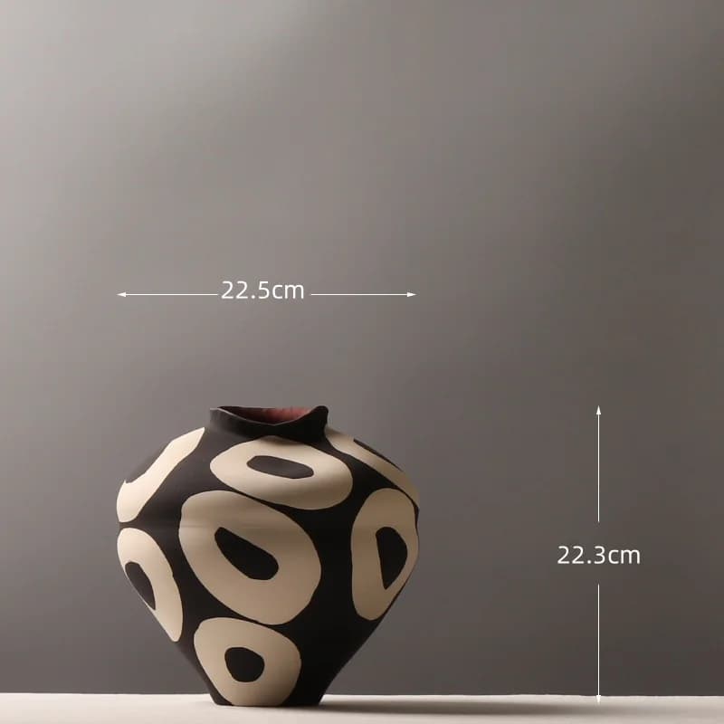 Ceramic Vase With Geometric Circles Design