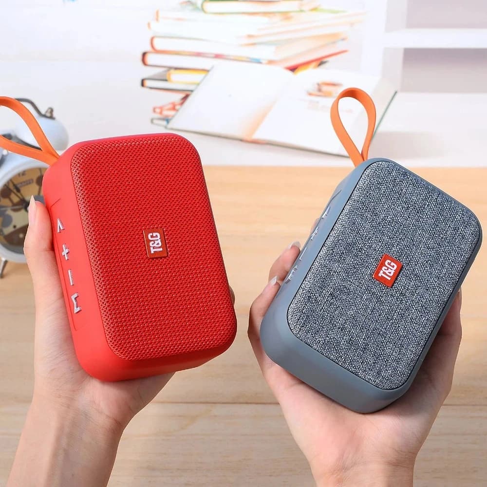 Portable Wireless Bluetooth Speaker with FM Radio
