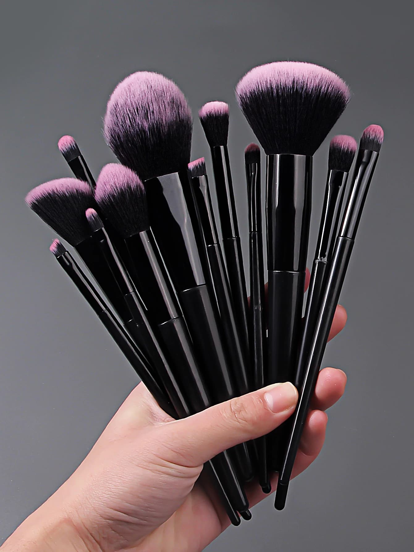 Makeup Brush Set with Storage Bucket