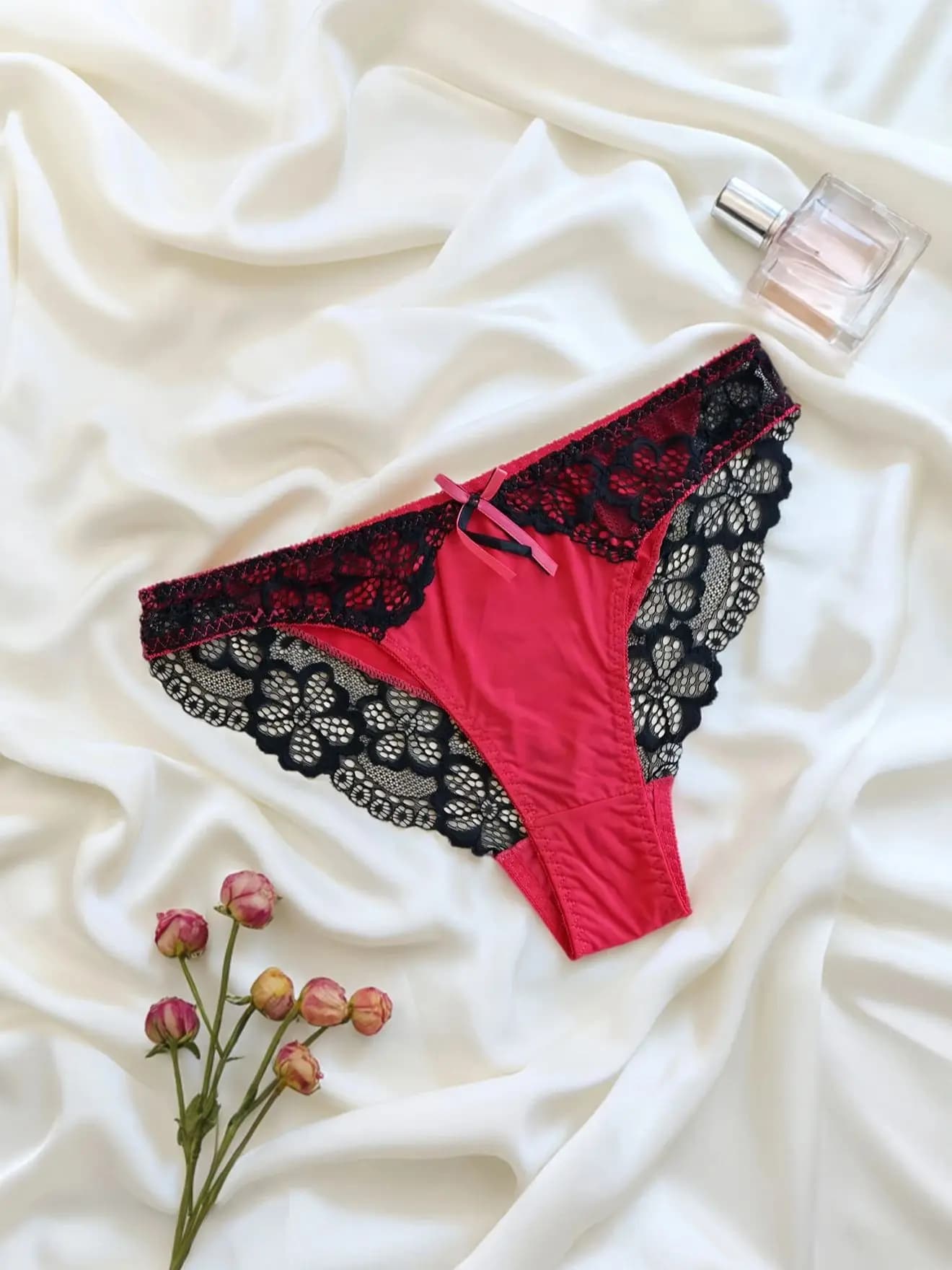 Plus Size Lace Seamless Briefs