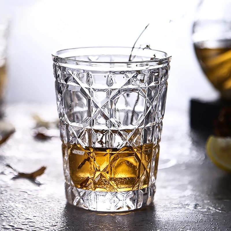 Diamond Pattern Drinking Glasses Set of 4