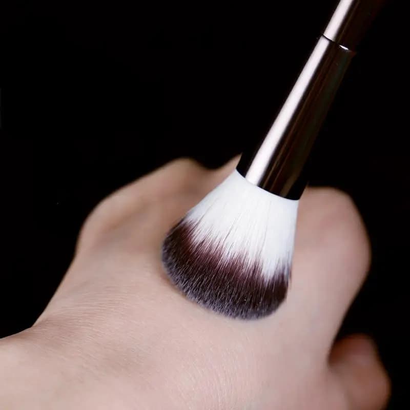 Makeup brush, powder brush, blush brush, loose powder brush, exquisite professional metal handle, double-head design, with box