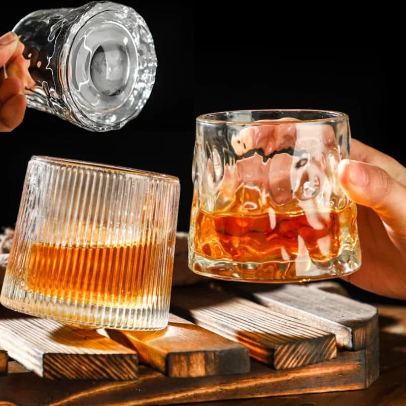 Rotatable Whiskey Glass with Wooden Base
