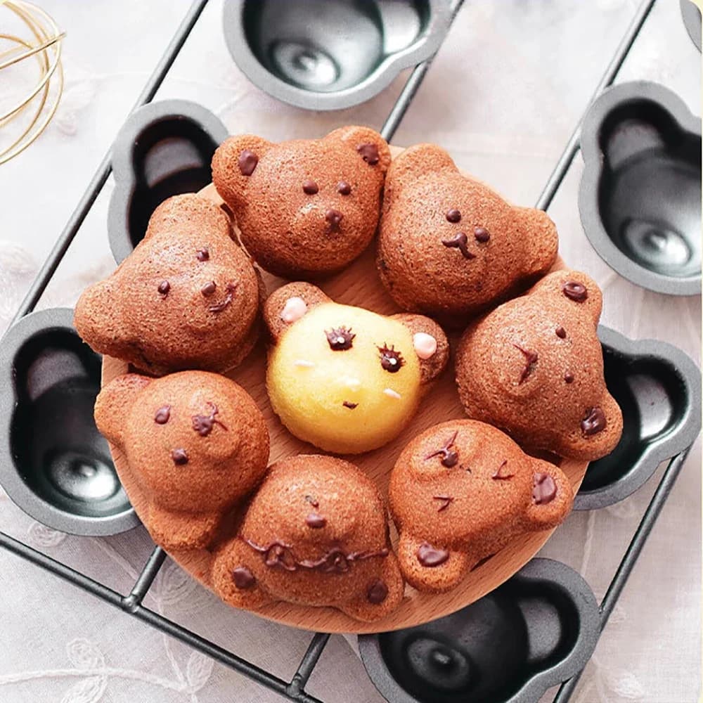 8 Cavity Bear Shaped Baking Mold