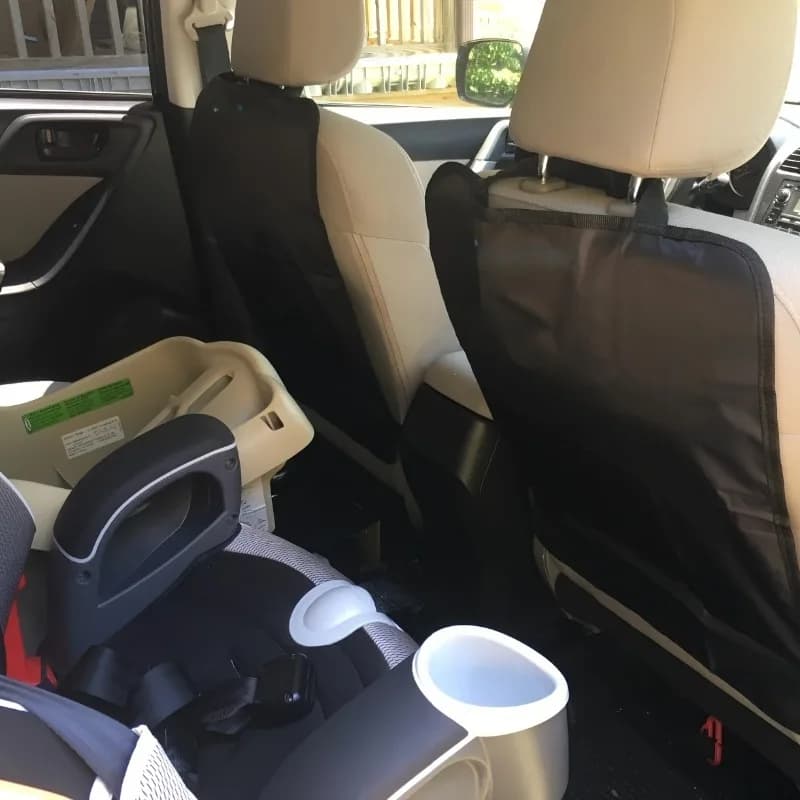Car rear seat cover, protecting the vehicle from dirt and scratches. Suitable for most SUVs and vans. Essential car accessory
