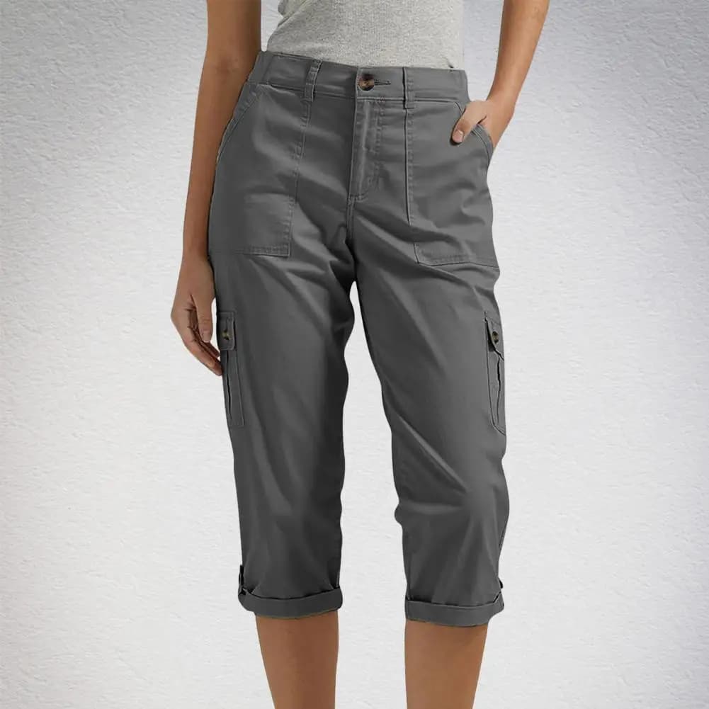 Women's Mid-Rise Cropped Cargo Capri Pants