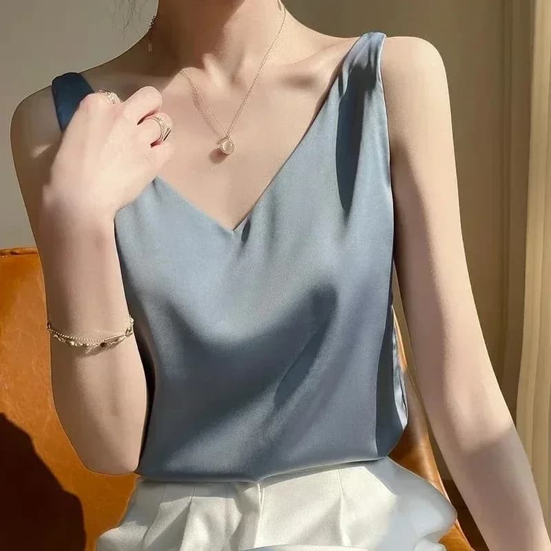 Women's Sleeveless V-Neck Satin Camisole