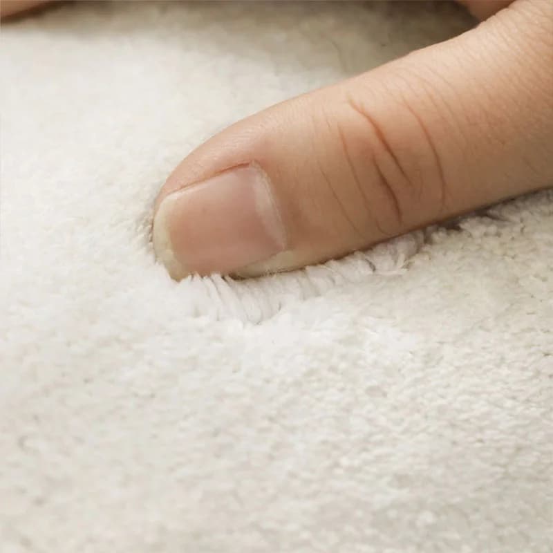 Irregular Shapes Plush Bedroom Rug