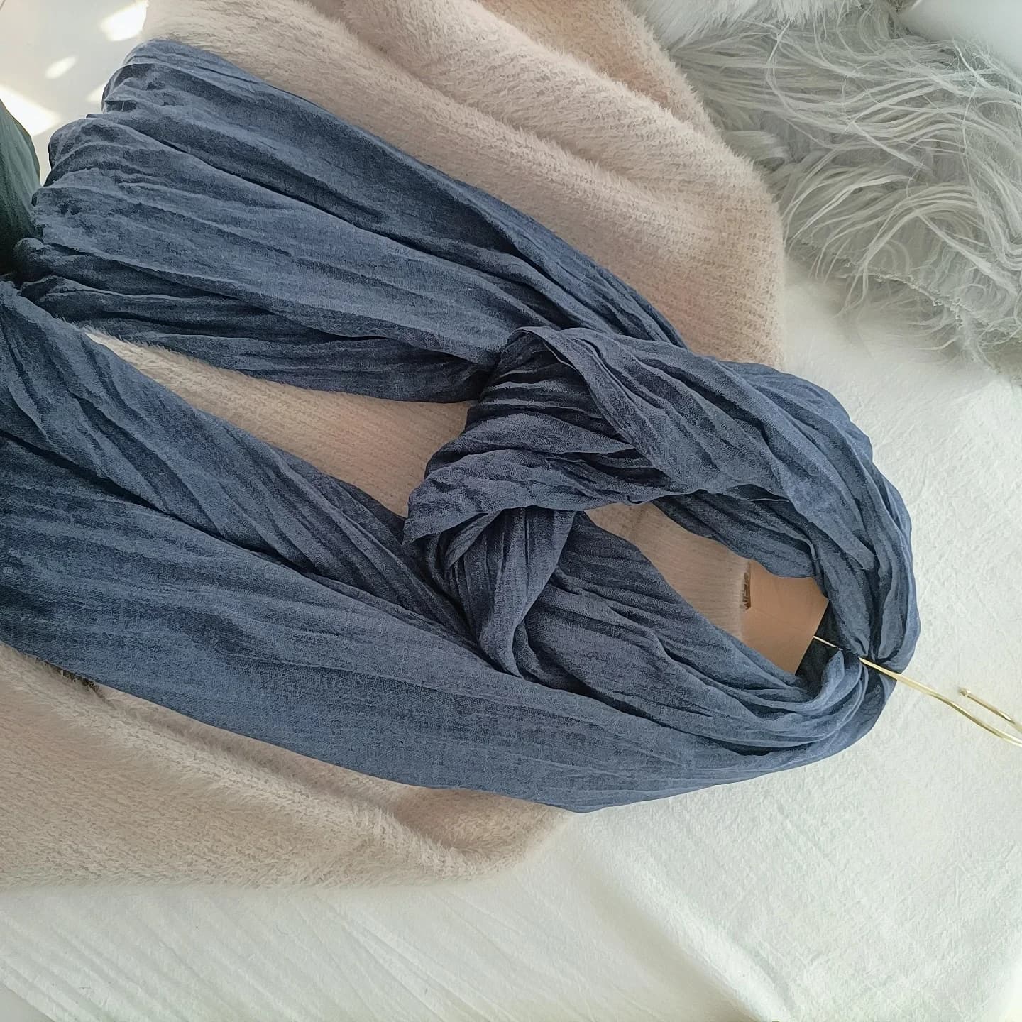 Scarf Women's Literary Texture Folds Long and Thin Rough Edge Simple and Versatile Korean Version Spring Autumn and Winter Shawl