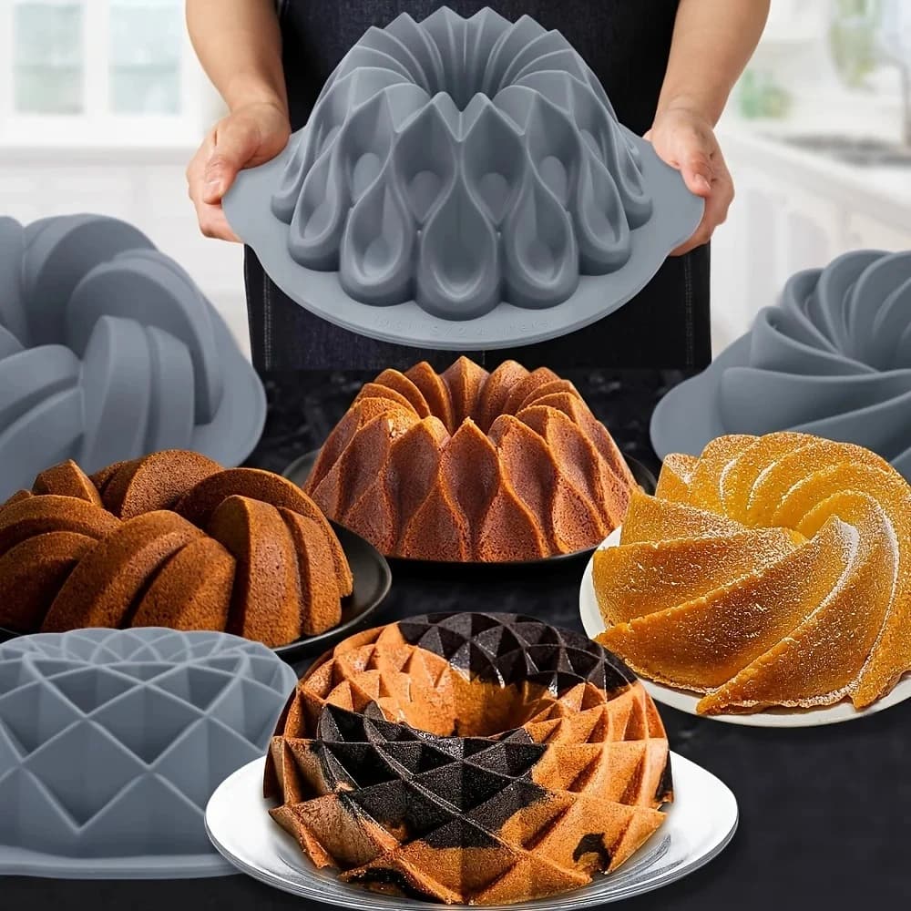 Silicone Bakeware Set with Assorted Cake Molds